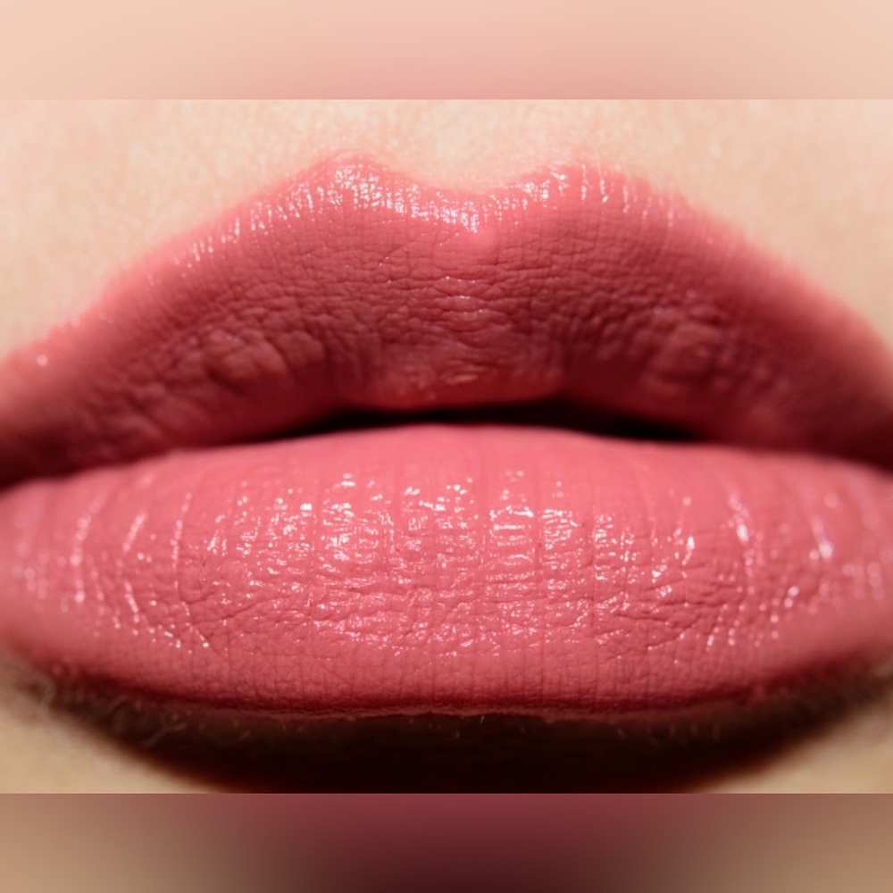 Pat McGrath Labs SatinAllure Lipstick- In The Flesh - Picture 2 of 7